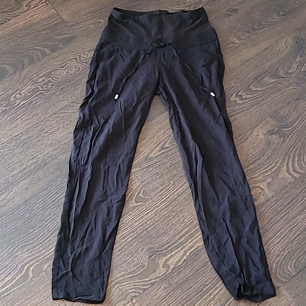 🌟H&M Mama Maternity Pants